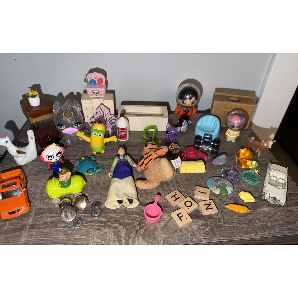 VTG & modern Trinket Lot 30+ Pieces Good For Trinket Shelves Or Collections